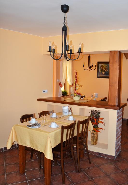 Penzion Moravsky Sommelier Valtice Luaran gambar