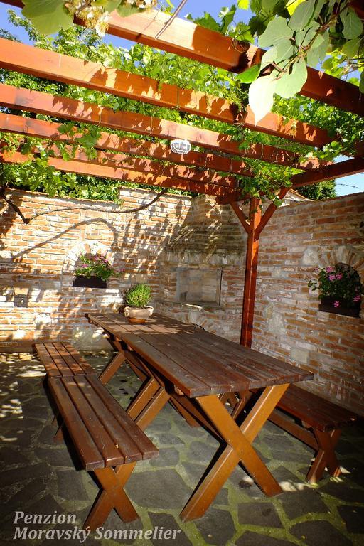 Penzion Moravsky Sommelier Valtice Luaran gambar
